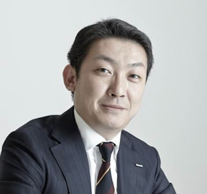 Hideyoshi Tanimoto Headshot