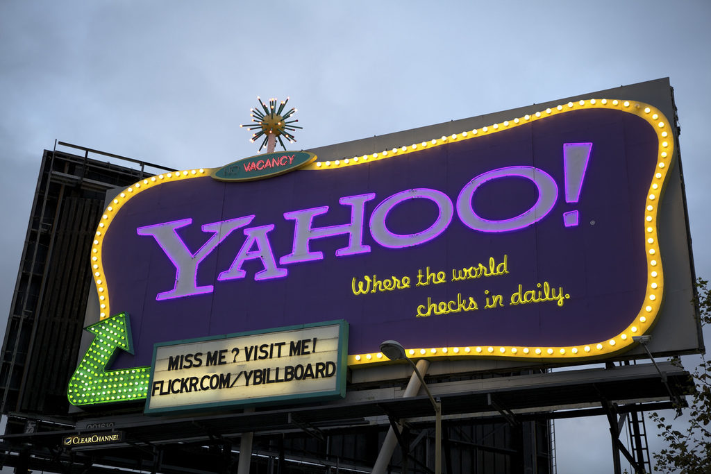 Verizon's Yahoo Deal Creates Powerful Competitive Rival: Experts Comment