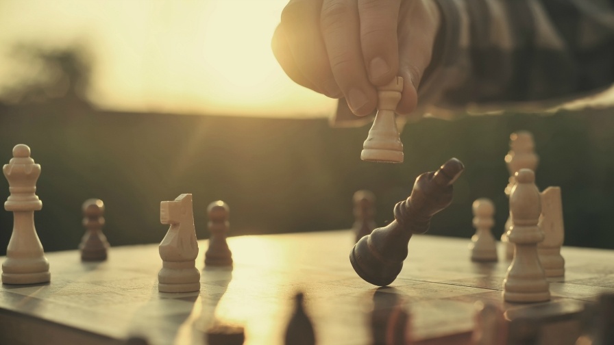 Dois anos para dobrar a eficiência - ou para sumir do mercado