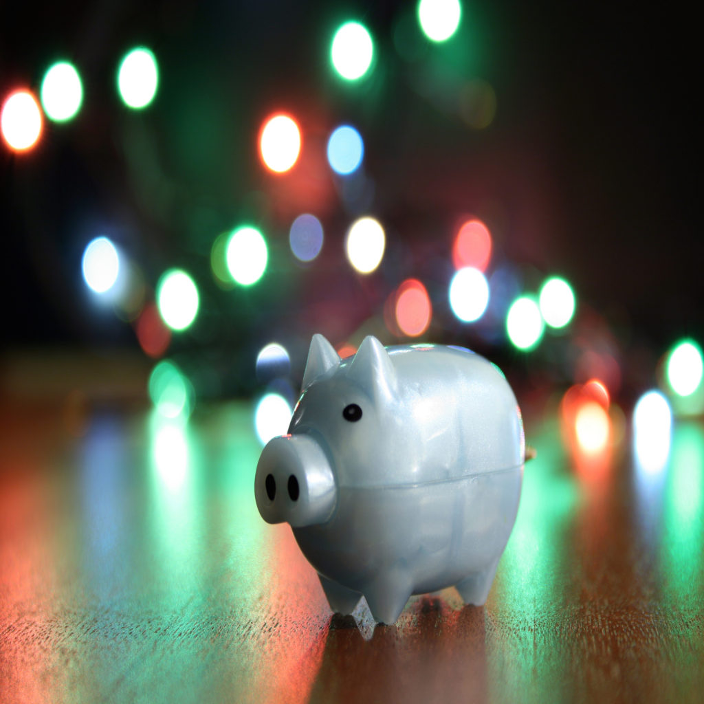 Amazon Could Be Rolling Out Banking for Younger Customers; Ad Growth to Break the Duopoly