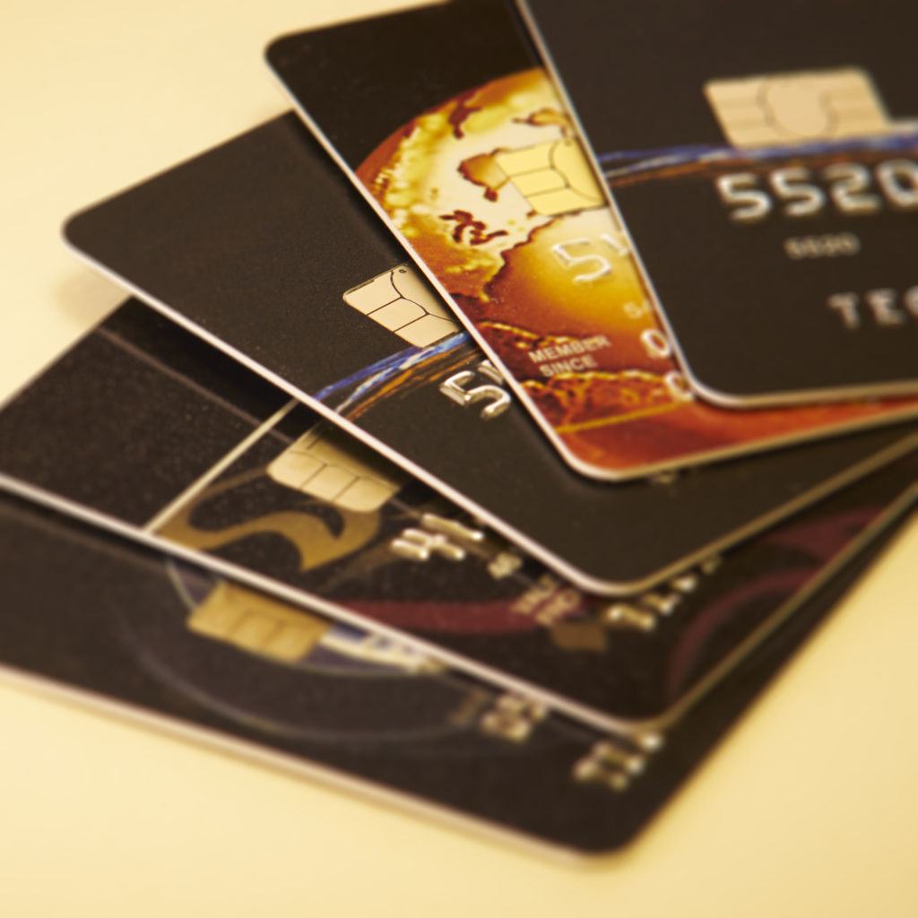 Microtrips Form Amazon’s In-Store Strategy; AMEX & Amazon Design Credit Card for Small Businesses