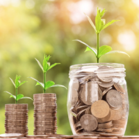 Female-Founded Startups Receiving Improved Funding; Swimwear DTC Summersalt Moves Into Travel Goods