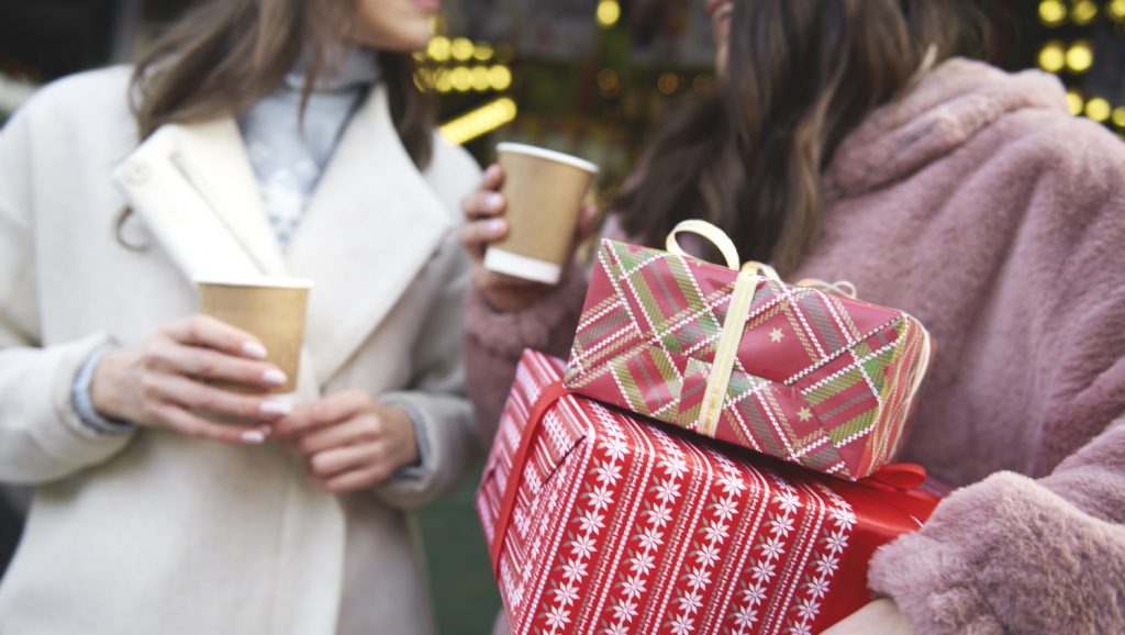 Going Green and ‘Phygital’ for the Retail Golden Quarter Christmas Presents