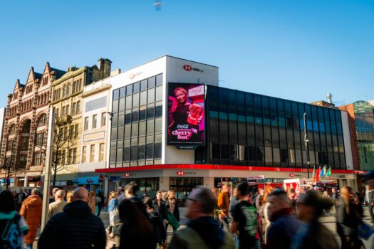 Open Media Expands Programmatic Digital Out-of-Home Offering with VIOOH Partnership